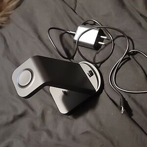 3 in 1 charging station